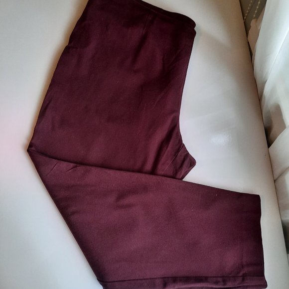A New Day Size 18 Burgundy Capris - Picture 4 of 11
